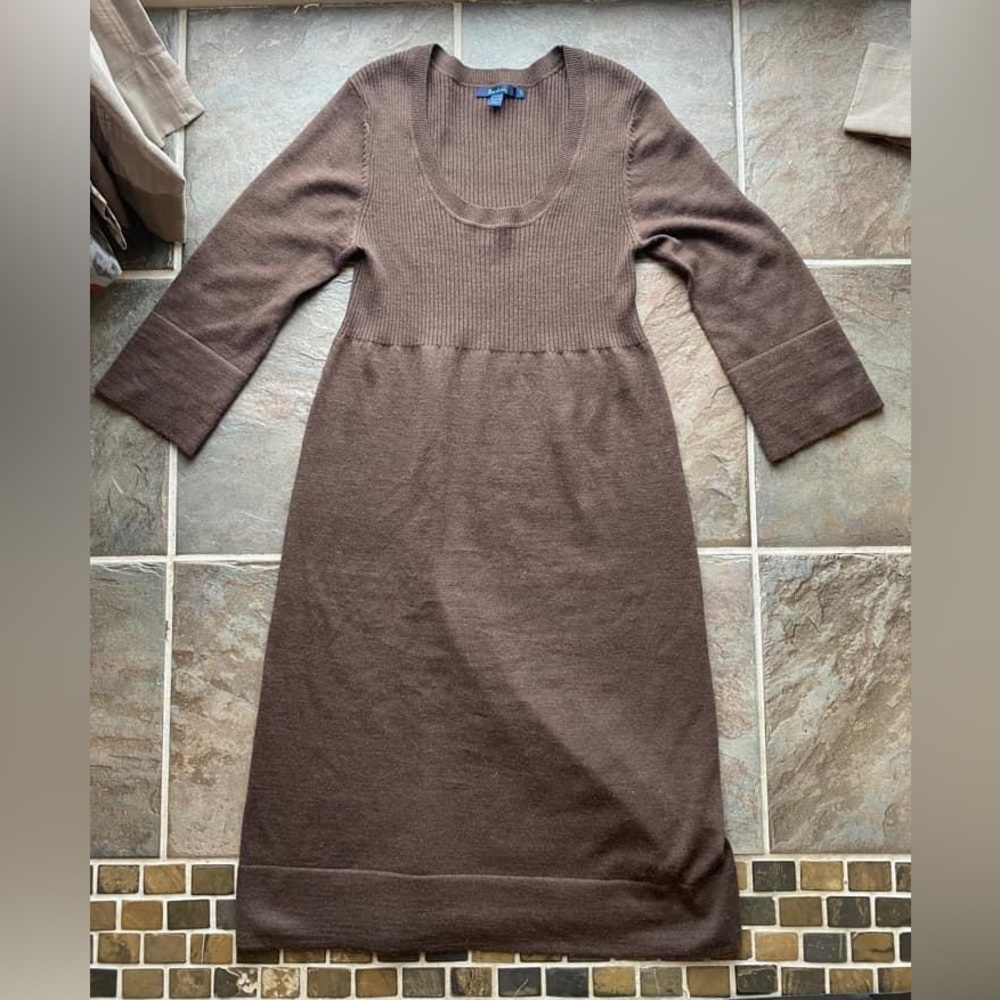Biden size 12 dress in brown